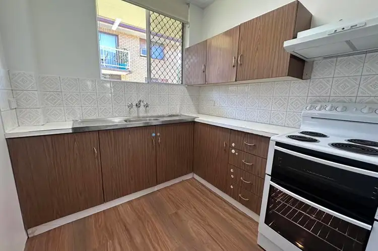 1/14 Sidney Street, Nundah QLD 4012