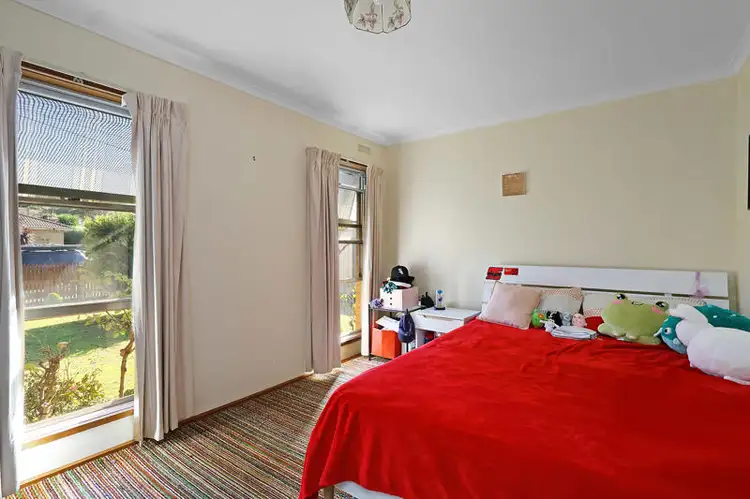 Sixth view of Homely house listing, 10 Clovelly Court, Warrnambool VIC 3280