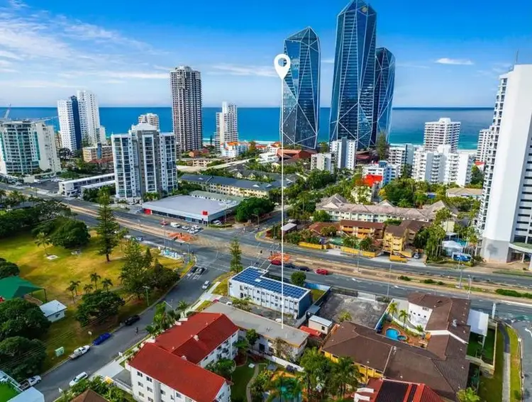 2/4 Cannes Avenue, Surfers Paradise QLD 4217