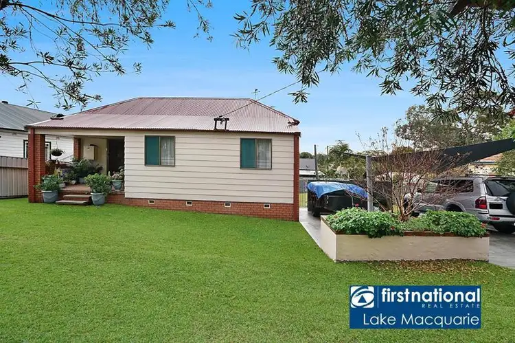 10 Speers Street, Speers Point NSW 2284