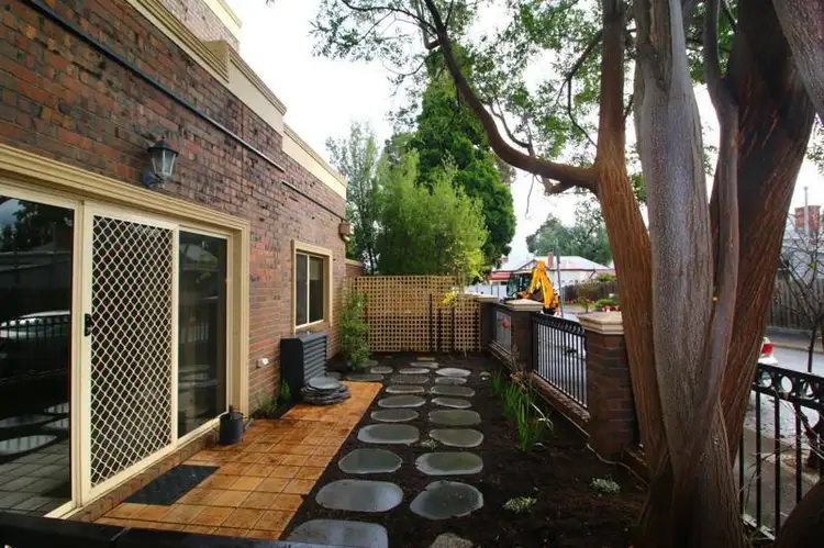 Main view of Homely apartment listing, 1/1-7 Sandown Road, Ascot Vale VIC 3032