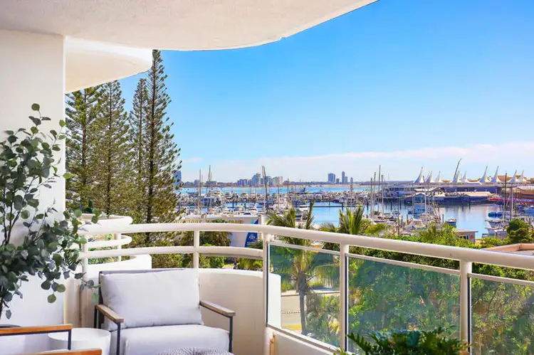 3 Cunningham Avenue, Main Beach QLD 4217