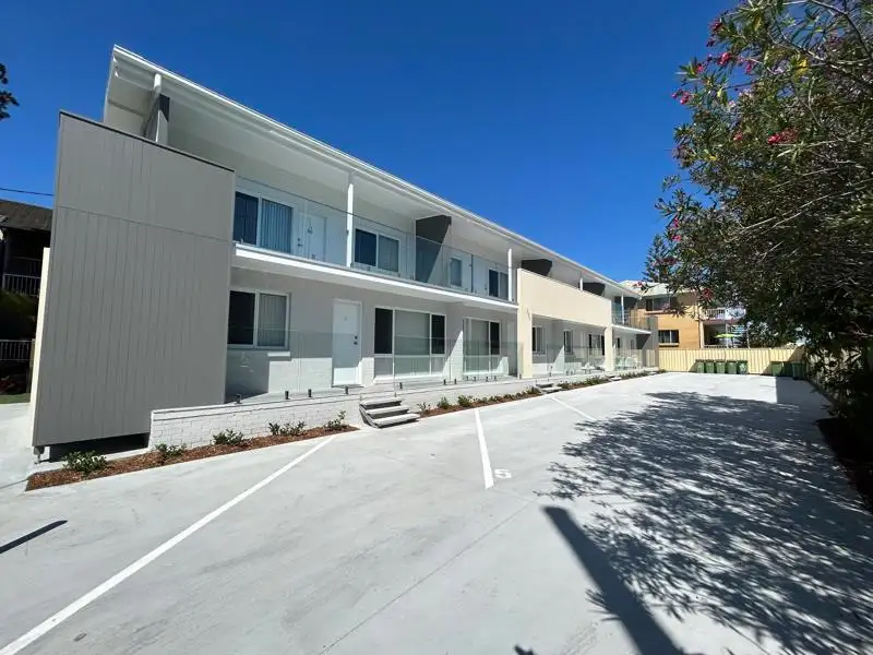 Main view of Homely apartment listing, 4/14 Leonard Avenue, Surfers Paradise QLD 4217