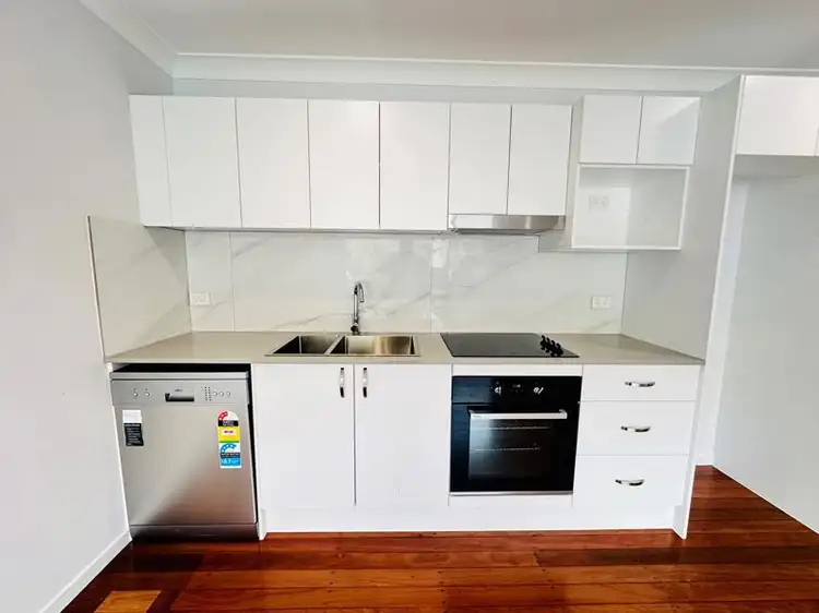 Third view of Homely apartment listing, 4/14 Leonard Avenue, Surfers Paradise QLD 4217
