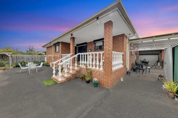 22 Milford  Court, Meadow Heights VIC 3048