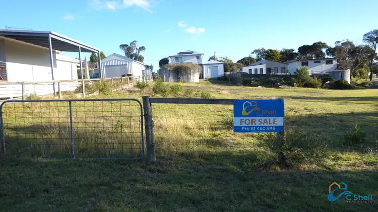 7 Bluff Drive, Loch Sport VIC 3851