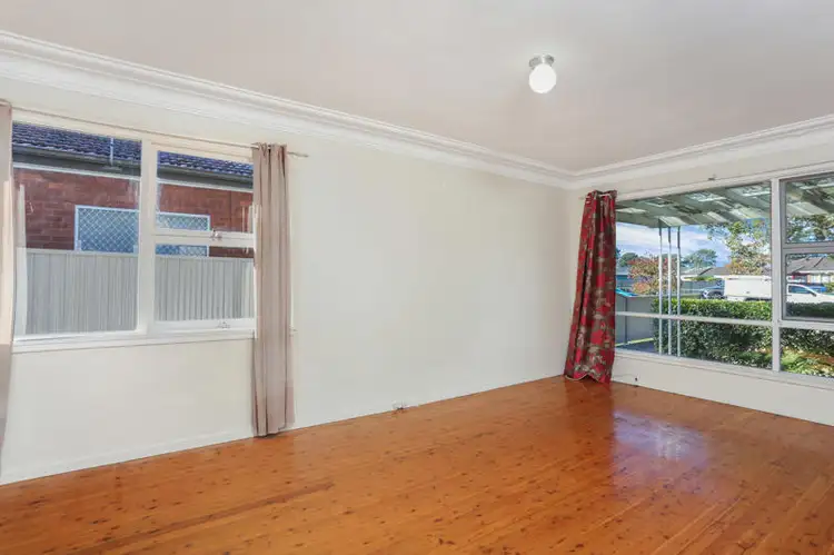 Second view of Homely house listing, 32 Cooyong Crescent, Toongabbie NSW 2146