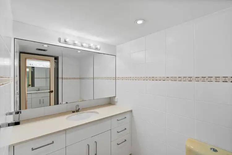 Sixth view of Homely apartment listing, 2/18 Commodore Drive, Paradise Waters QLD 4217