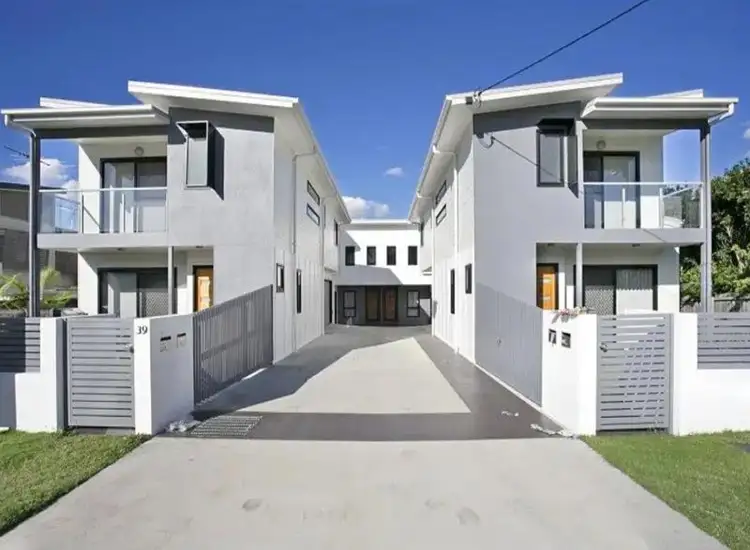 4/39 Douglas  Street, Carina QLD 4152