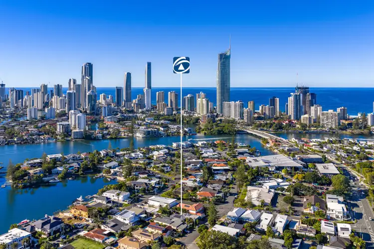 37 St Andrews Avenue, Isle of Capri QLD 4217