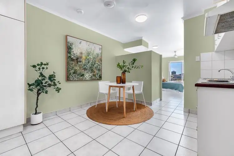 98/21 Cavenagh Street, Darwin City NT 800