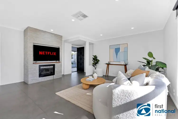Sixth view of Homely house listing, 8 Cosgrove Court, Meadow Heights VIC 3048