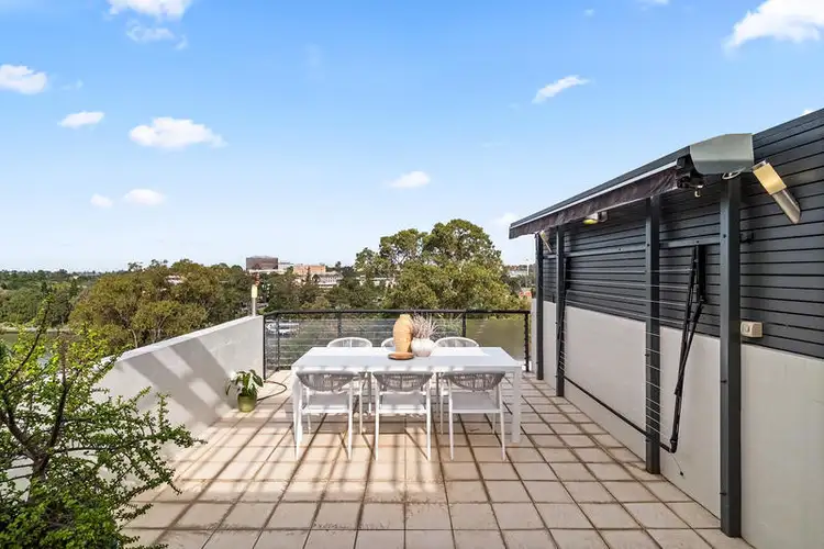 Third view of Homely house listing, 5/11 Rosecliffe Street, Highgate Hill QLD 4101