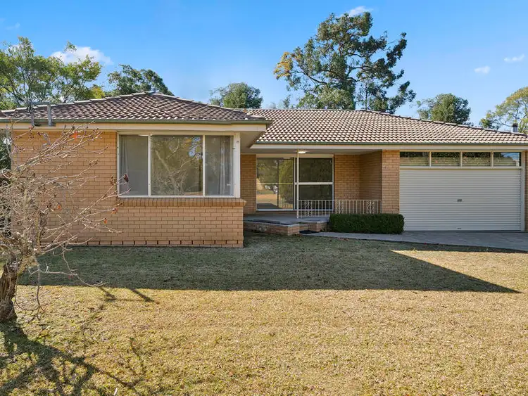 64 Ellison Road, Springwood NSW 2777