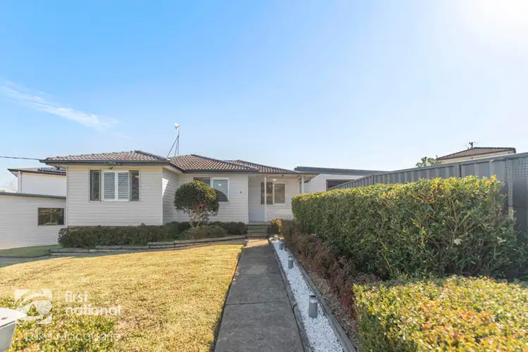 Main view of Homely house listing, 4 Renfrew Crescent, Edgeworth NSW 2285