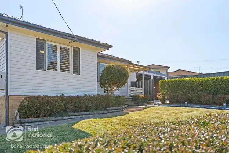 Second view of Homely house listing, 4 Renfrew Crescent, Edgeworth NSW 2285