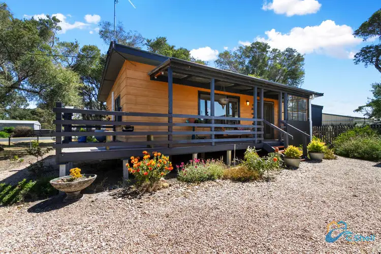 166 Wallaby Street, Loch Sport VIC 3851