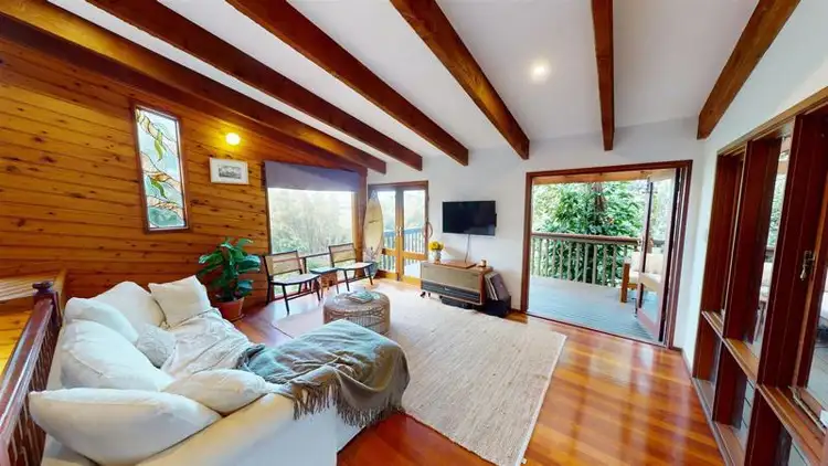 35 Broadwater Esplanade, Bilambil Heights NSW 2486
