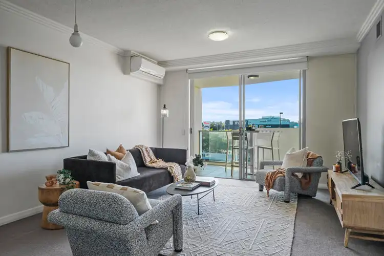 302/392 Hamilton Road, Chermside QLD 4032