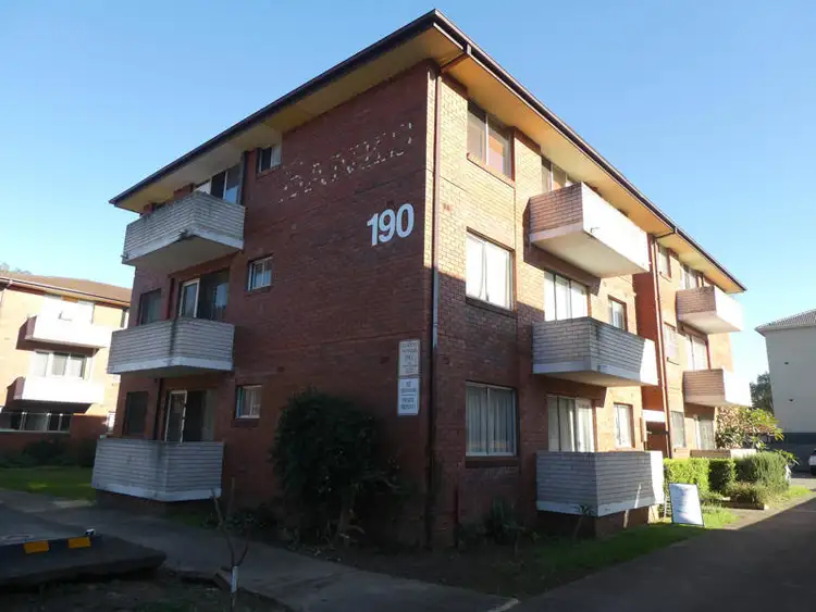 21/190 Sandal Crescent, Carramar NSW 2163