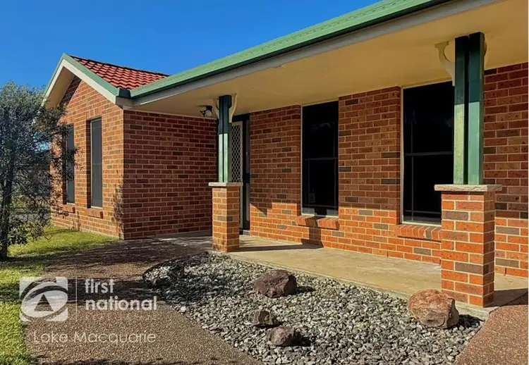 25 Bracken Close, Cameron Park NSW 2285