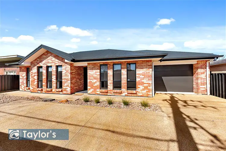 71 Lyons Road