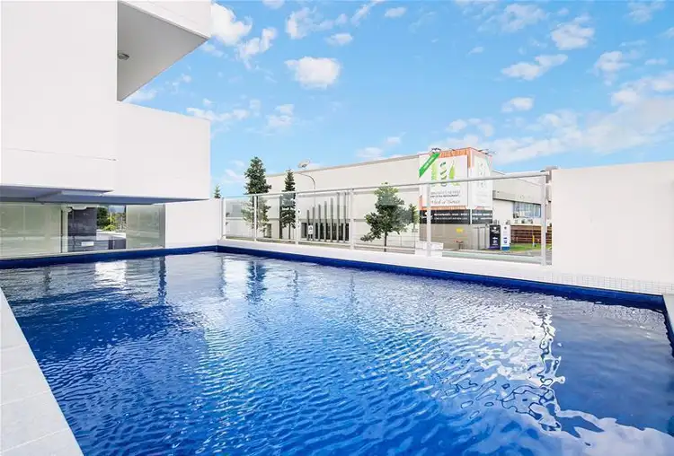 2004/19 Playfield Street, Chermside QLD 4032