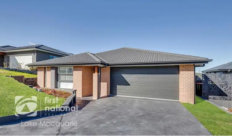 19 Armour Drive, Cameron Park NSW 2285