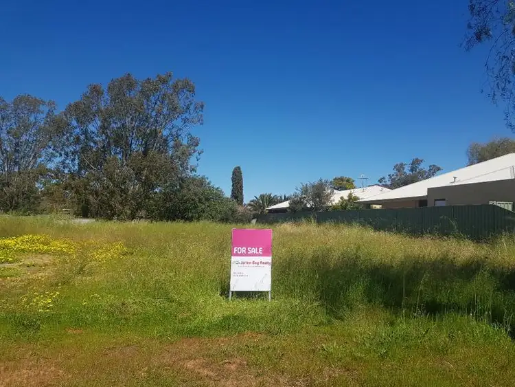 31 Clinch Street, Moora WA 6510