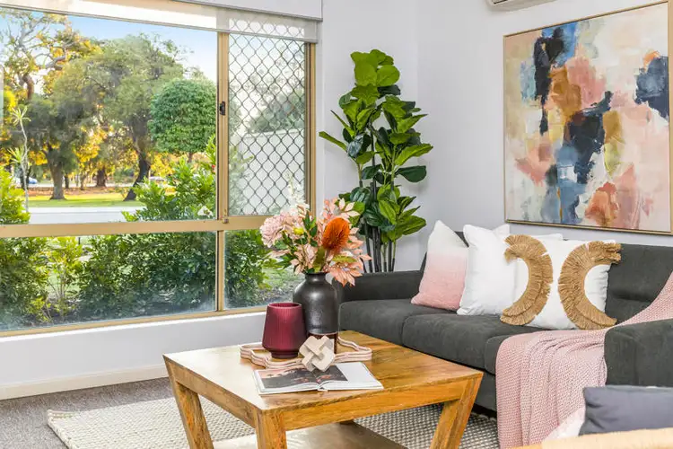 3/2 Vaughan Street, Dianella WA 6059