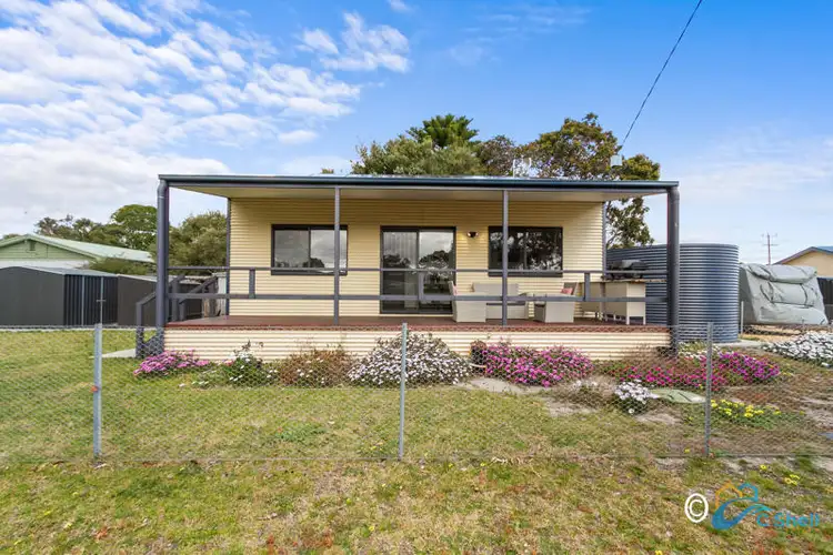 60 Wilhelm Street, Loch Sport VIC 3851
