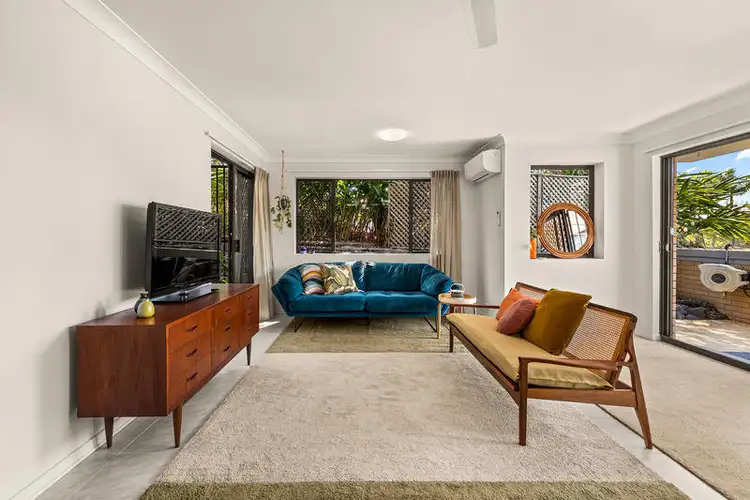 2/1 Pioneer Street, Toowong QLD 4066