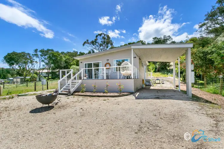 319 National Park Road, Loch Sport VIC 3851