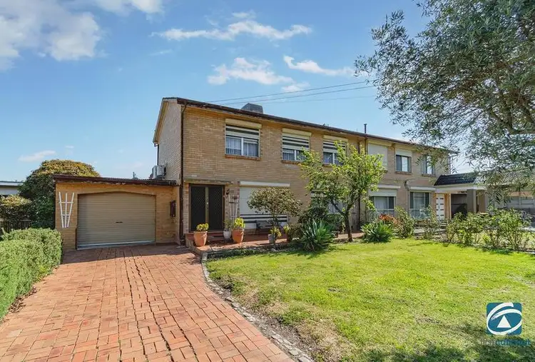 Second view of Homely house listing, 39 Kiewa Crescent, Dallas VIC 3047