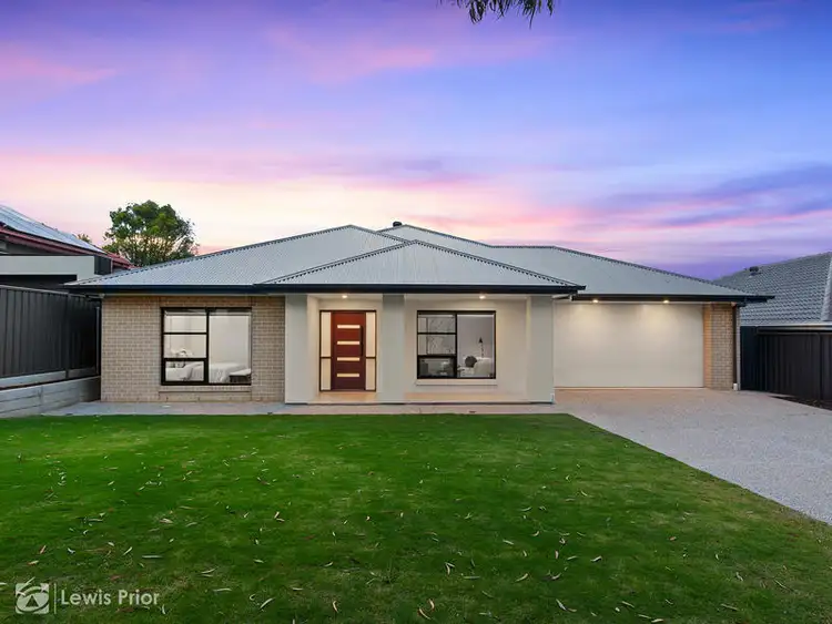 8 Warunda Avenue, Seaview Downs SA 5049