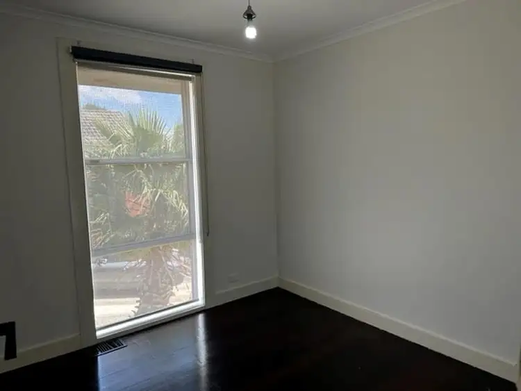Fifth view of Homely unit listing, 6 Katandra Crescent, Broadmeadows VIC 3047
