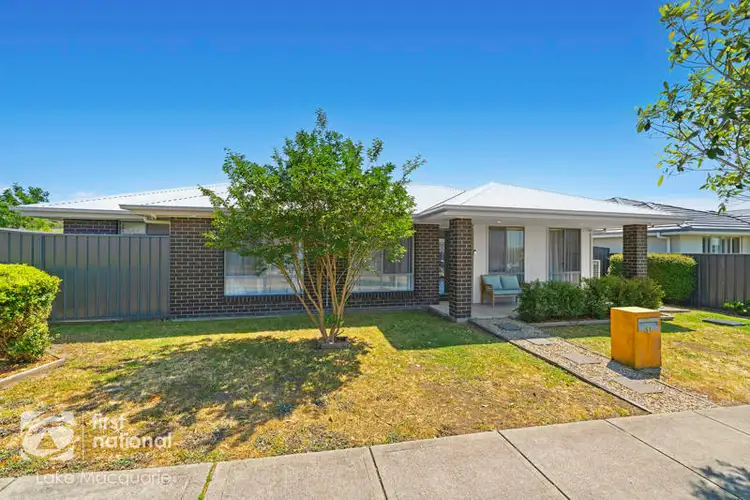 51 Floresta Crescent, Cameron Park NSW 2285