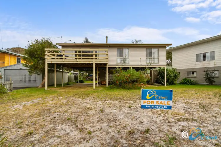 11 Centre Road, Loch Sport VIC 3851