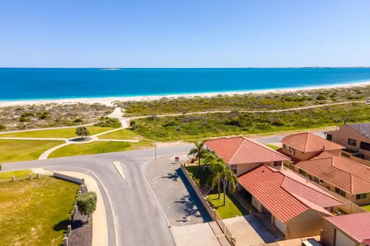 9 HEATON Street, Jurien Bay WA 6516