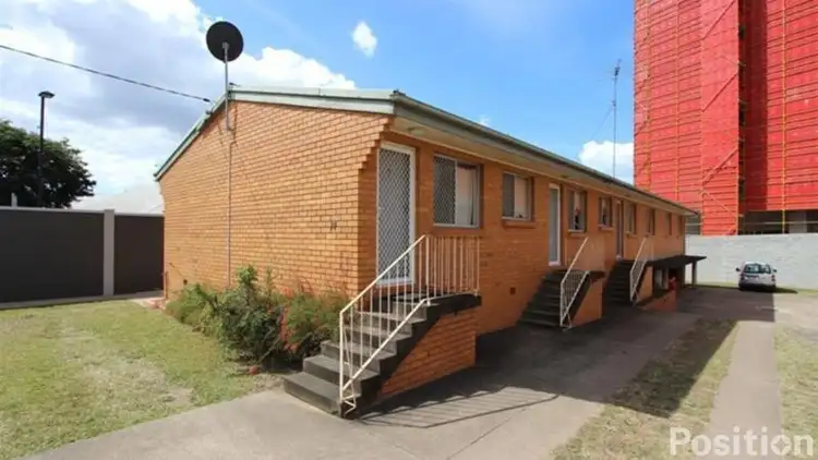 2/14 Thomas Street, Chermside QLD 4032