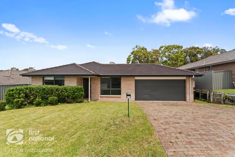 31 Cleveland Street, Cameron Park NSW 2285