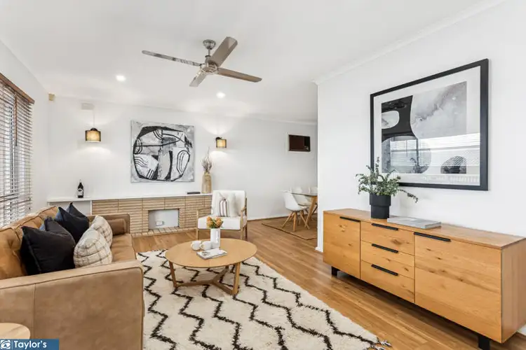 15b Frances Avenue, Para Hills SA 5096