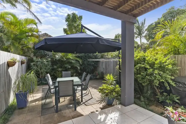 Fourth view of Homely semi-detached listing, 1/39 Fourth Avenue, Palm Beach QLD 4221