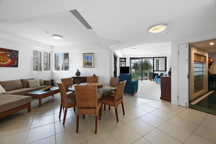 5/19 Peak Avenue, Main Beach QLD 4217