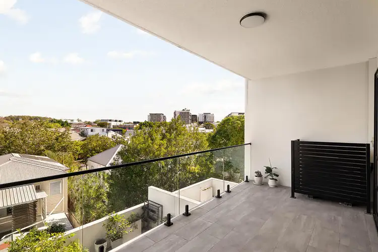 Fifth view of Homely house listing, 305/89 Old Cleveland Road, Stones Corner QLD 4120