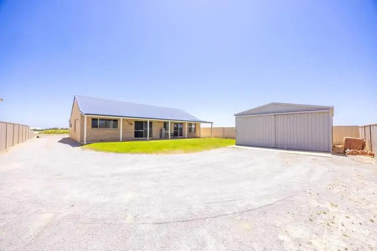 7 Worthington Street, Green Head WA 6514