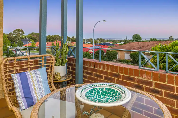 4/87 Glanton Way, Dianella WA 6059