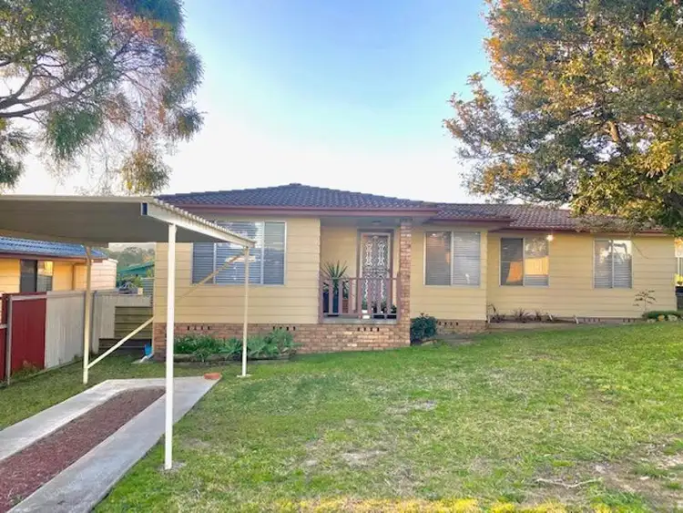 2 Tanunda Close, Holmesville NSW 2286