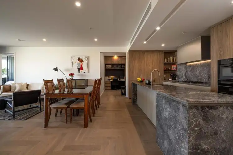 41005/11 Pidgeon Close