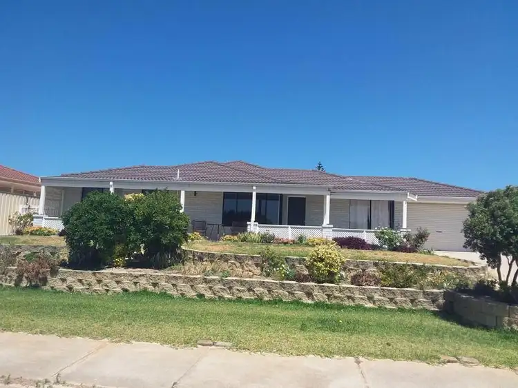 34 Hunter Crescent, Green Head WA 6514